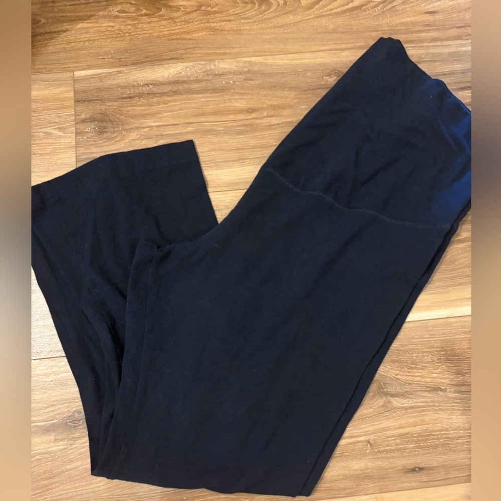XL navy maternity yoga pants